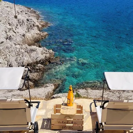 Pomalovilla At Gradina Cove Vila *