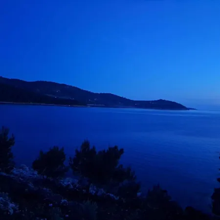 Villa Pomalovilla At Gradina Cove *