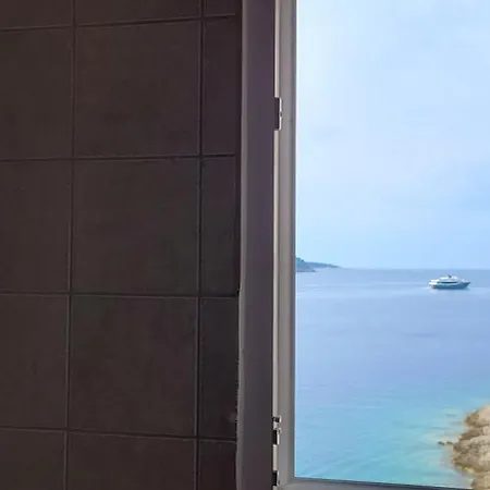 Villa Pomalovilla At Gradina Cove *