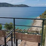 Pomalovilla At Gradina Cove