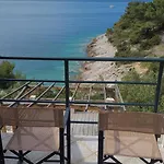Pomalovilla At Gradina Cove *