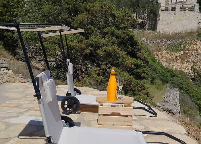 Pomalovilla At Gradina Cove *