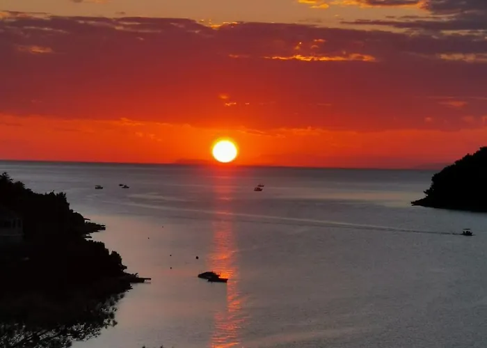 Pomalovilla At Gradina Cove