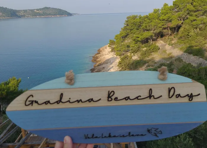 Villa Pomalovilla At Gradina Cove *