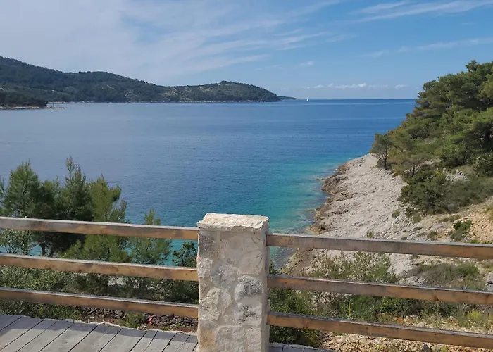 Pomalovilla At Gradina Cove Villa *